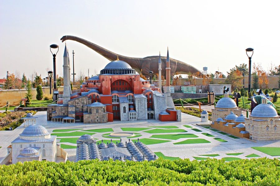 80 Thousand Giant-i Alem Park, Turquía