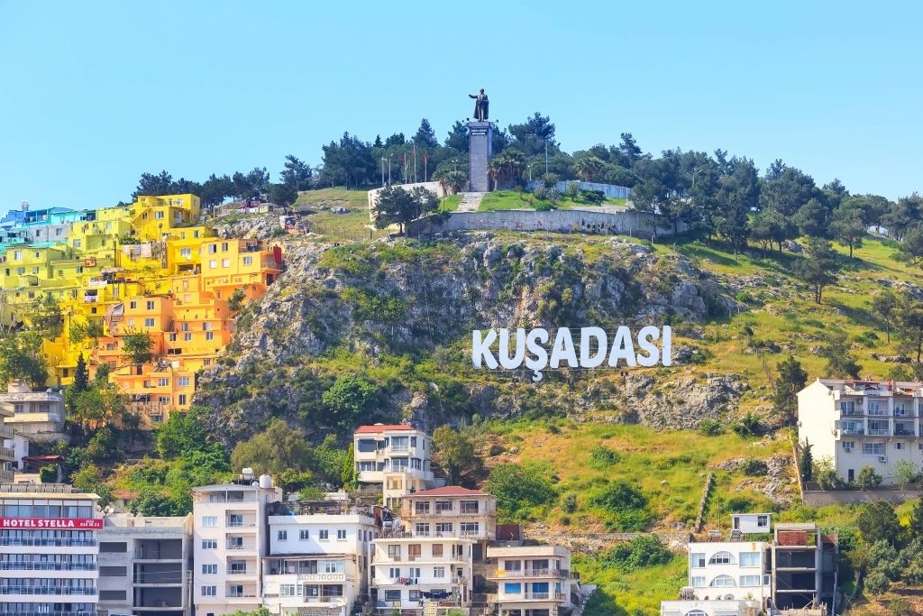 5 -Obtenga una increíble vista de Kusadasi desde la cima de la colina Ataturk.